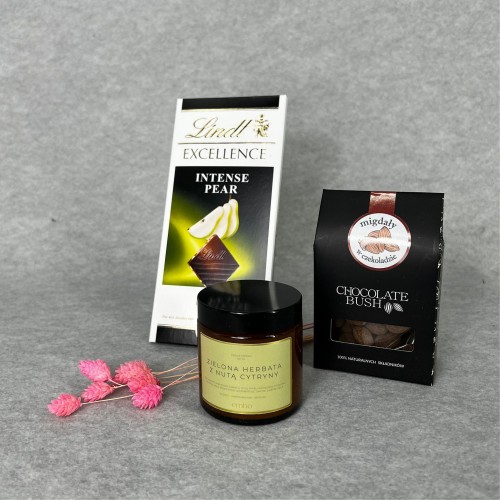 Zestaw w pudełku z czekoladą