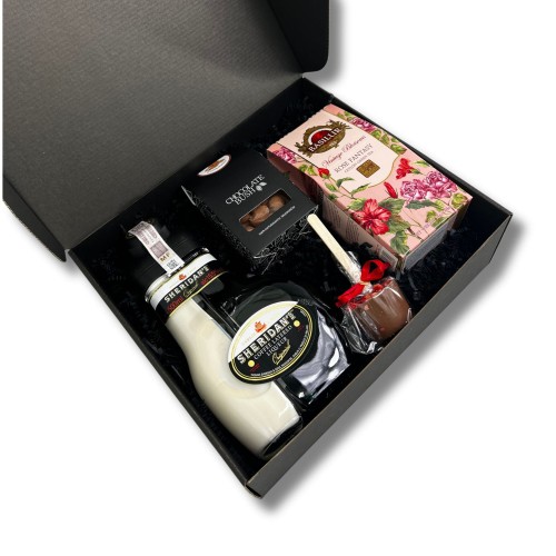 Zestaw z likierem kawowym i herbatą