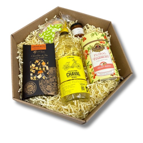 Zestaw wielkanocny z białym winem